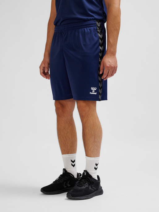 hmlAUTHENTIC PL SHORTS, MARINE, model