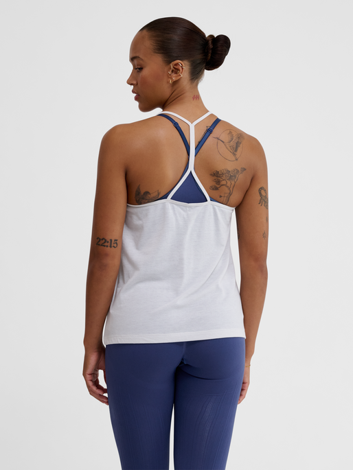 hmlMT VANJA STRAP TANKTOP, WHITE, model