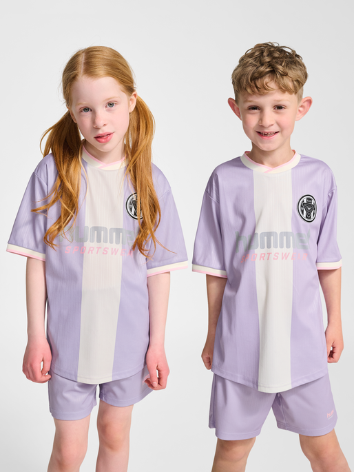 hmlJR LOOSE BALL  JERSEY S/S, LAVENDER, model