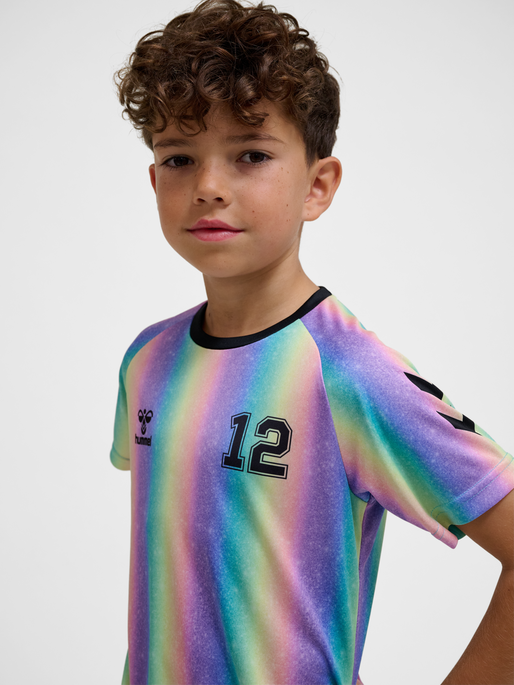 hmlSHIMMER SET, PINK-A-BOO, model