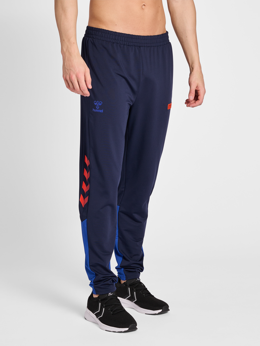 hmlPRO GRID GK SWEATPANTS, 7130, model