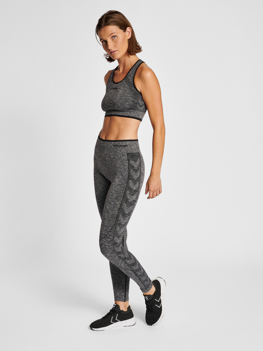 hmlMT UNA SEAMLESS MID WAIST TIGHTS, BLACK MELANGE, model