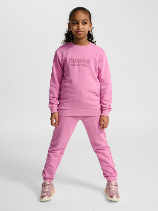 hmlJR BASE SWEATSHIRT, POLIGNAC, model