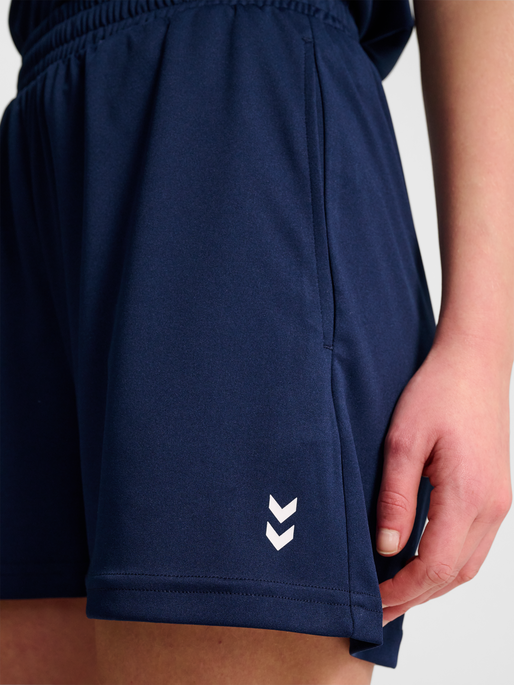 hmlPULSE TRAINING W SHORTS, DRESS BLUES, model