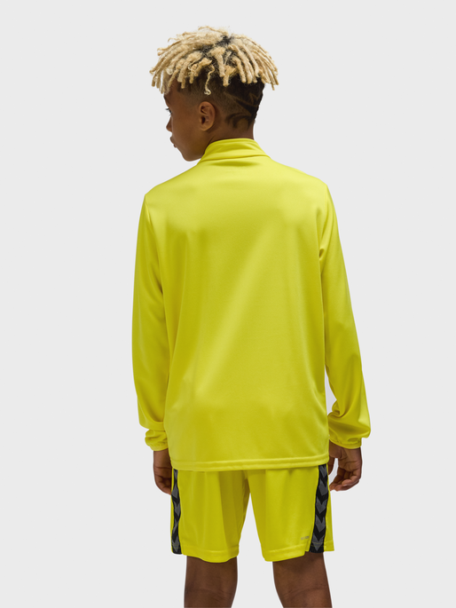 hmlESSENTIAL TRACK JACKET KIDS, BLAZING YELLOW, model