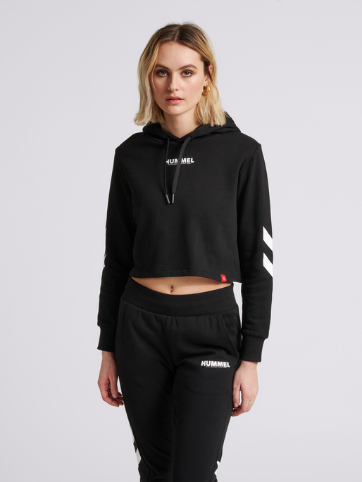 hmlLEGACY WOMAN CROPPED HOODIE, BLACK, model