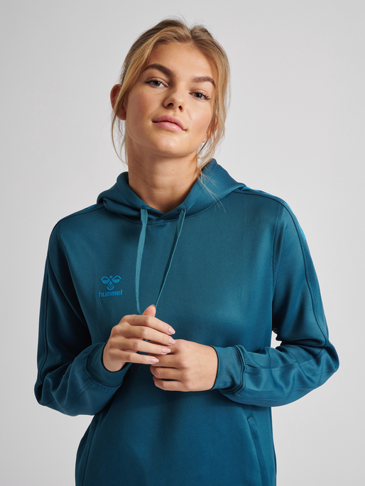 hmlCORE XK POLY SWEAT HOODIE WOMAN, BLUE CORAL, model