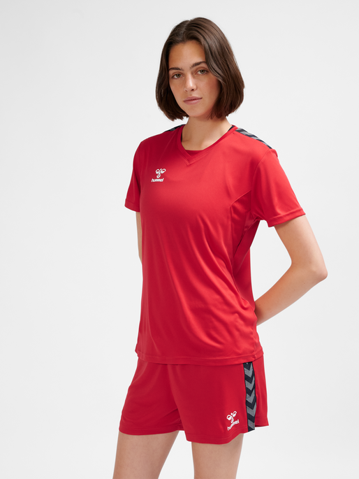 hmlAUTHENTIC PL JERSEY S/S WOMAN, TRUE RED, model