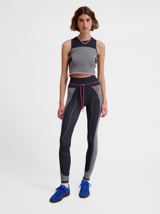 hmlSEAMLESS HIGH WAIST TIGHTS, OBSIDIAN, model