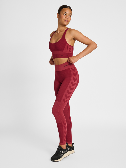 hmlCLEA SEAMLESS  SPORTS TOP, CABERNET/APPLE BUTTER MELANGE, model