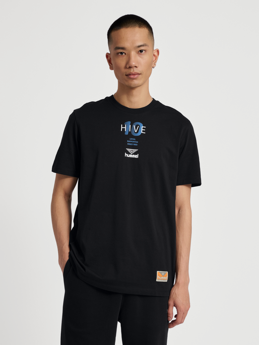 hmlHIVE AIDEN T-SHIRT, BLACK, model