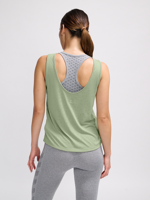 hmlMT LIGHT BURNOUT TANKTOP, SEAGRASS, model