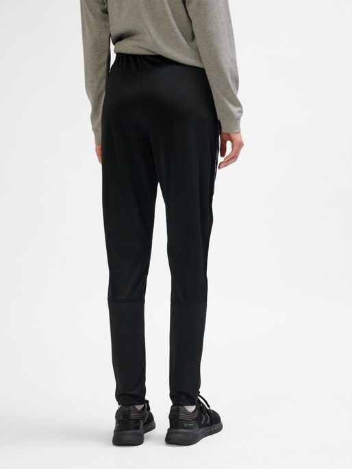 hmlAUTHENTIC TRAINING PANTS WOMAN, BLACK, model