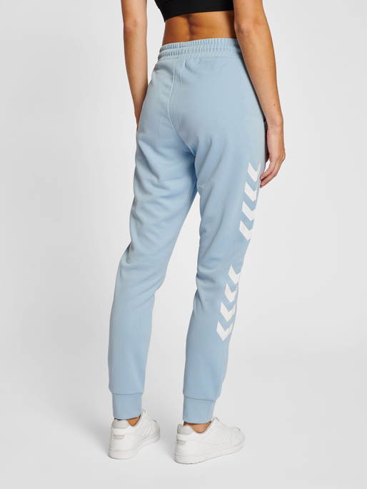 hmlLEGACY POLY WOMAN REGULAR PANTS, CELESTIAL BLUE, model