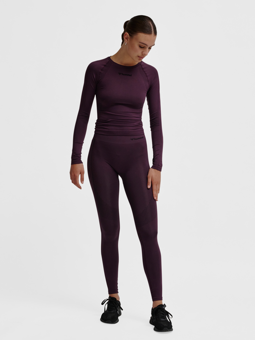 hmlMT SHAPING SEAMLESS MW TIGHTS, PLUM PERFECT, model