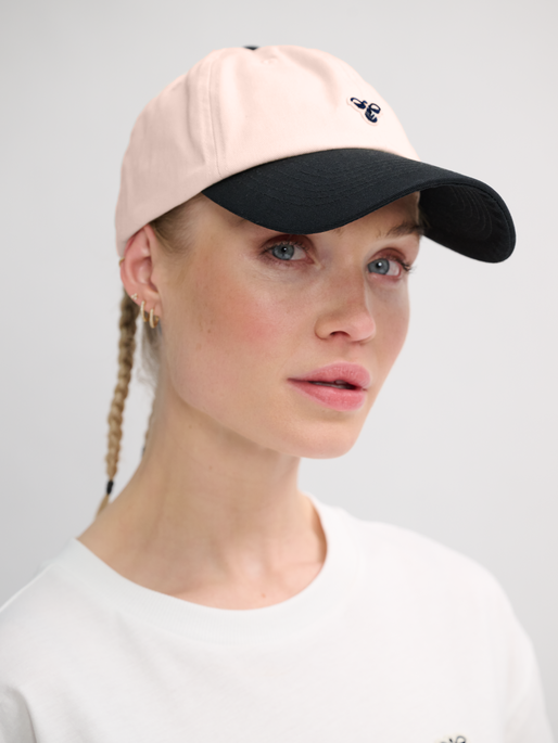 hmlBASEBALL CAP BEE, BONE WHITE, model
