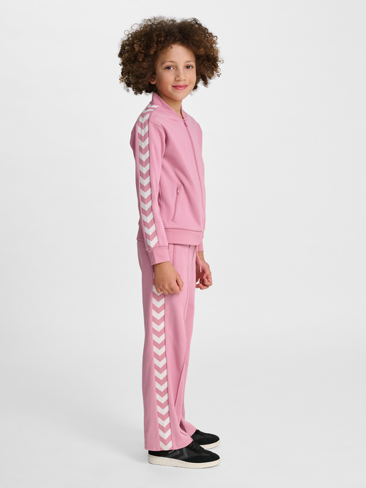 hmlJR ARCHIVE REG POLY ZIP JACKET, POLIGNAC, model