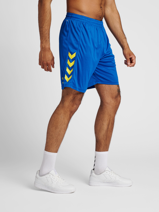hmlCORE XK POLY SHORTS, TRUE BLUE/BLAZING YELLOW, model