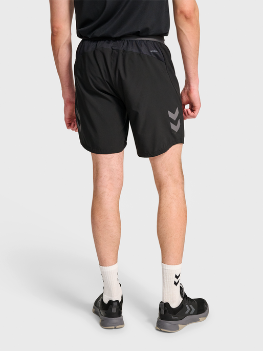 hmlPRO TRAINING SHORTS, BLACK, model