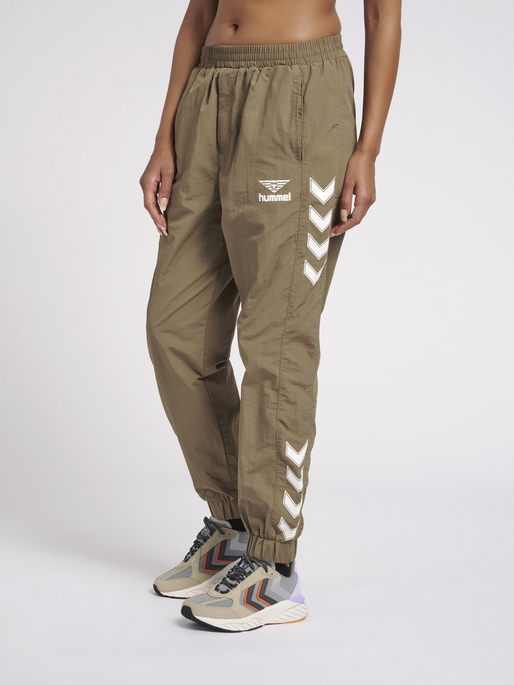 hmlNIKKI PANTS, 8058, model