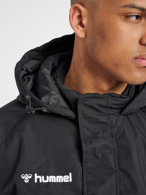 hmlAUTHENTIC BENCH JACKET, BLACK/WHITE, model