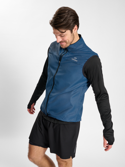 nwlNASHVILLE GILET MEN, MAJOLICA BLUE, model